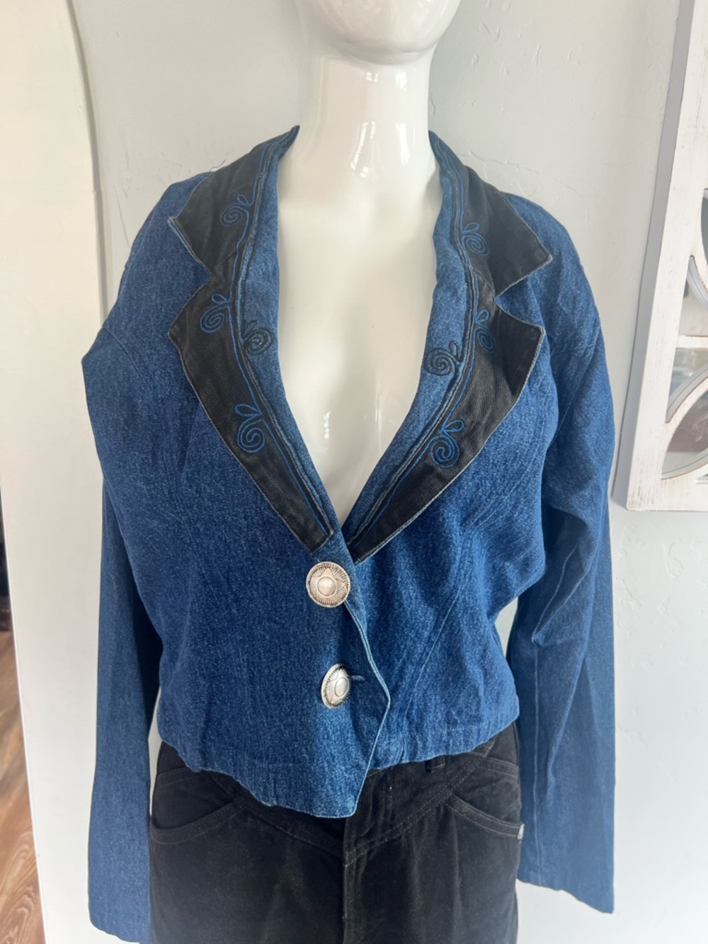 Blue Denim Cropped Jacket with Contrasting Black Trim